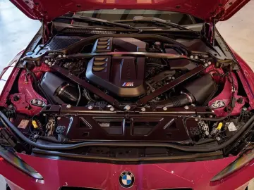 BMW M4 Competition xDrive Coupe MwSt Individual