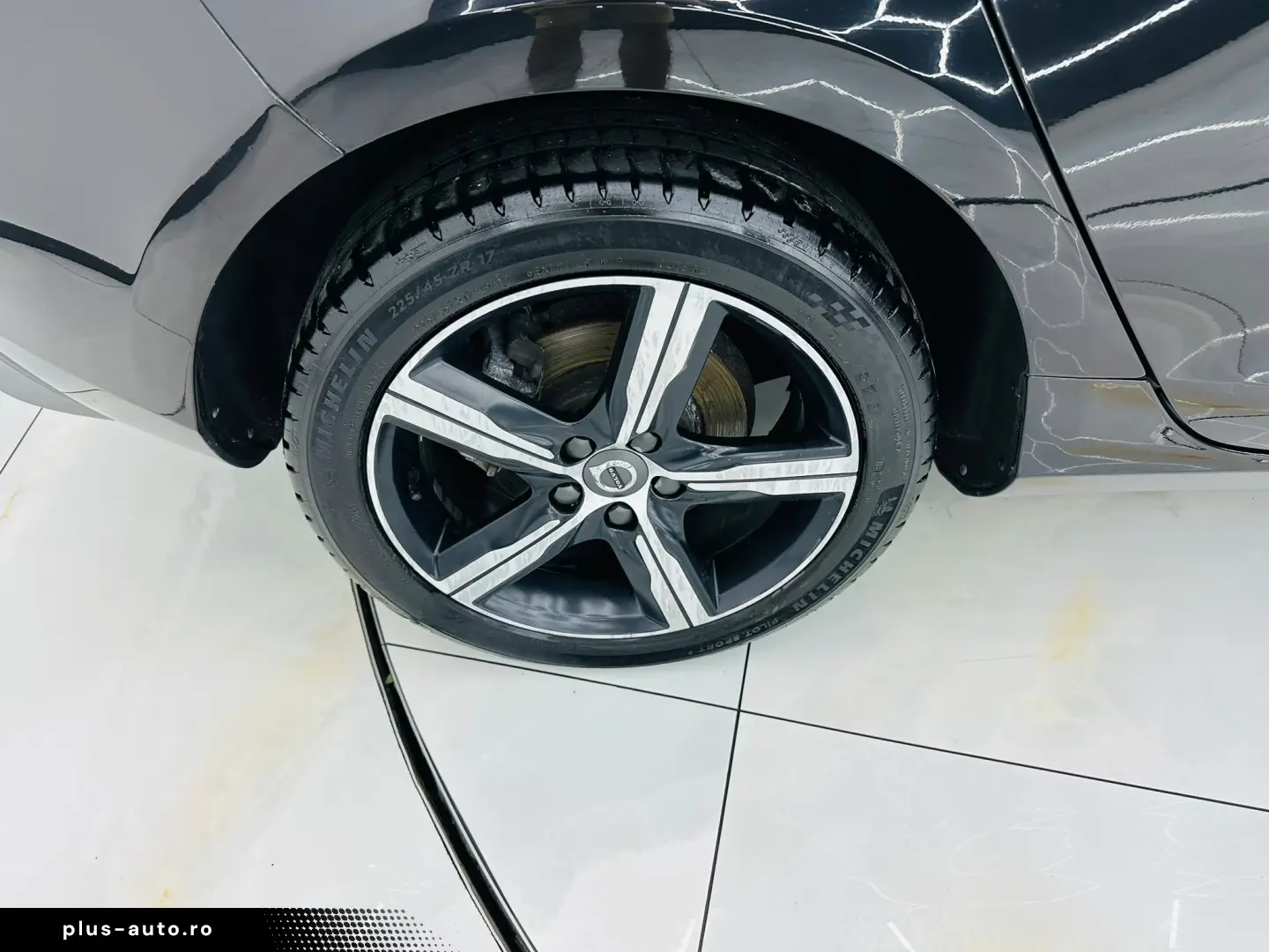 VOLVO V40 2017 2.0D E6 Garantie 12 Luni Rate Avans 0 Doar Cu