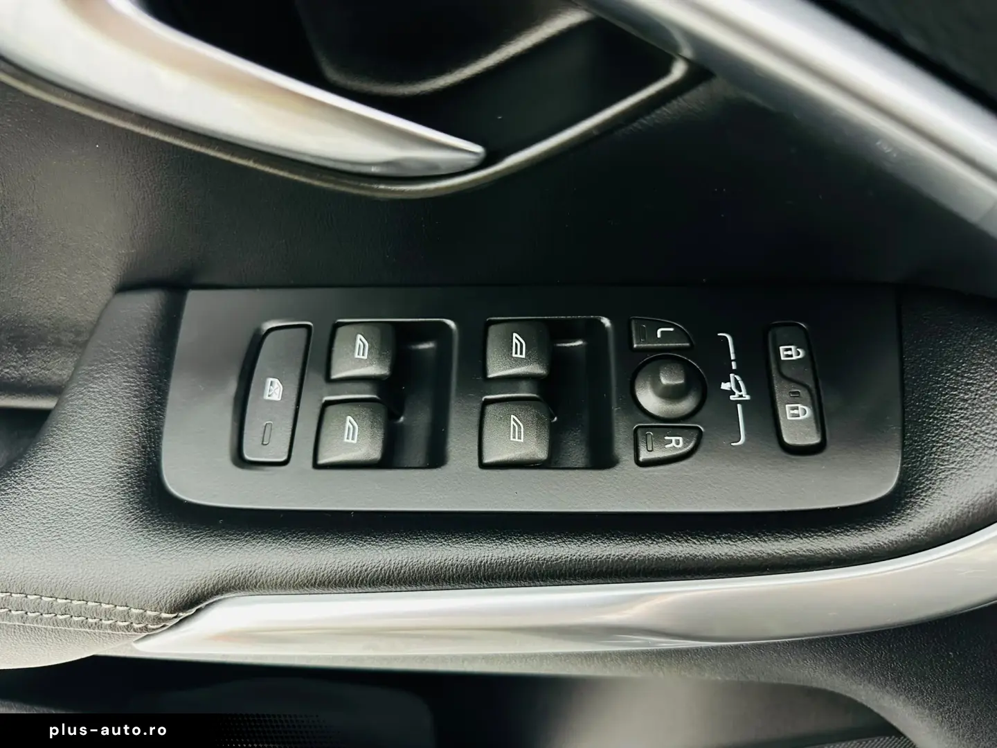 VOLVO V40 2017 2.0D E6 Garantie 12 Luni Rate Avans 0 Doar Cu