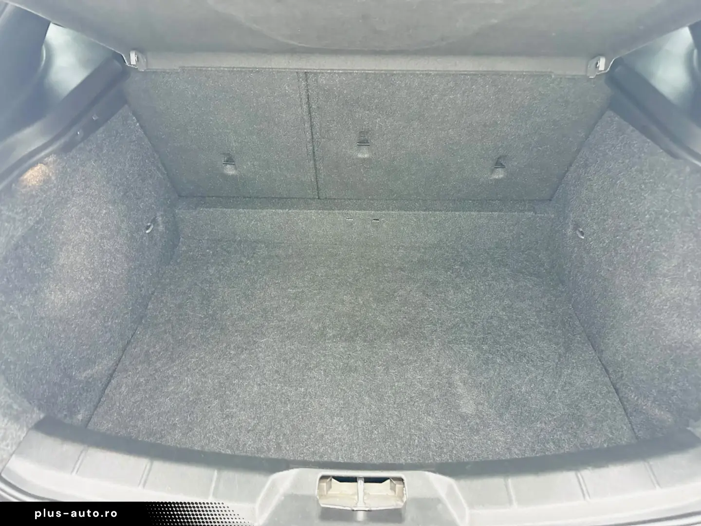 VOLVO V40 2017 2.0D E6 Garantie 12 Luni Rate Avans 0 Doar Cu