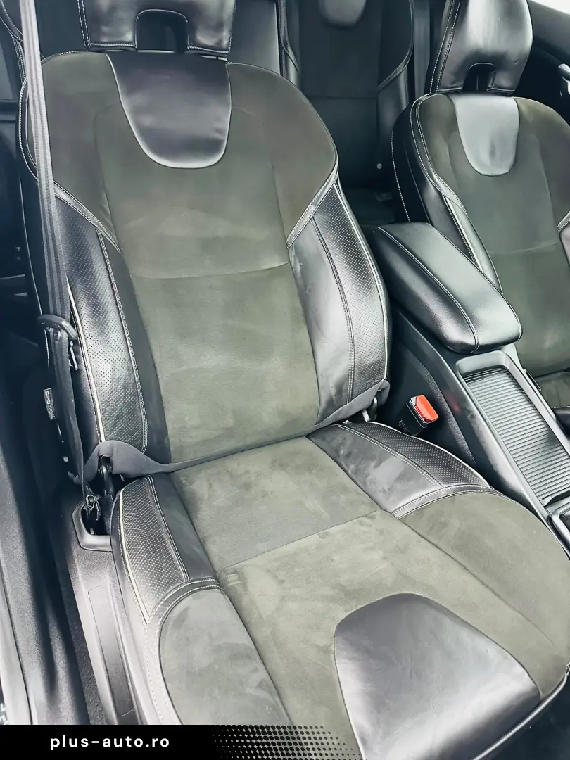 VOLVO V40 2017 2.0D E6 Garantie 12 Luni Rate Avans 0 Doar Cu