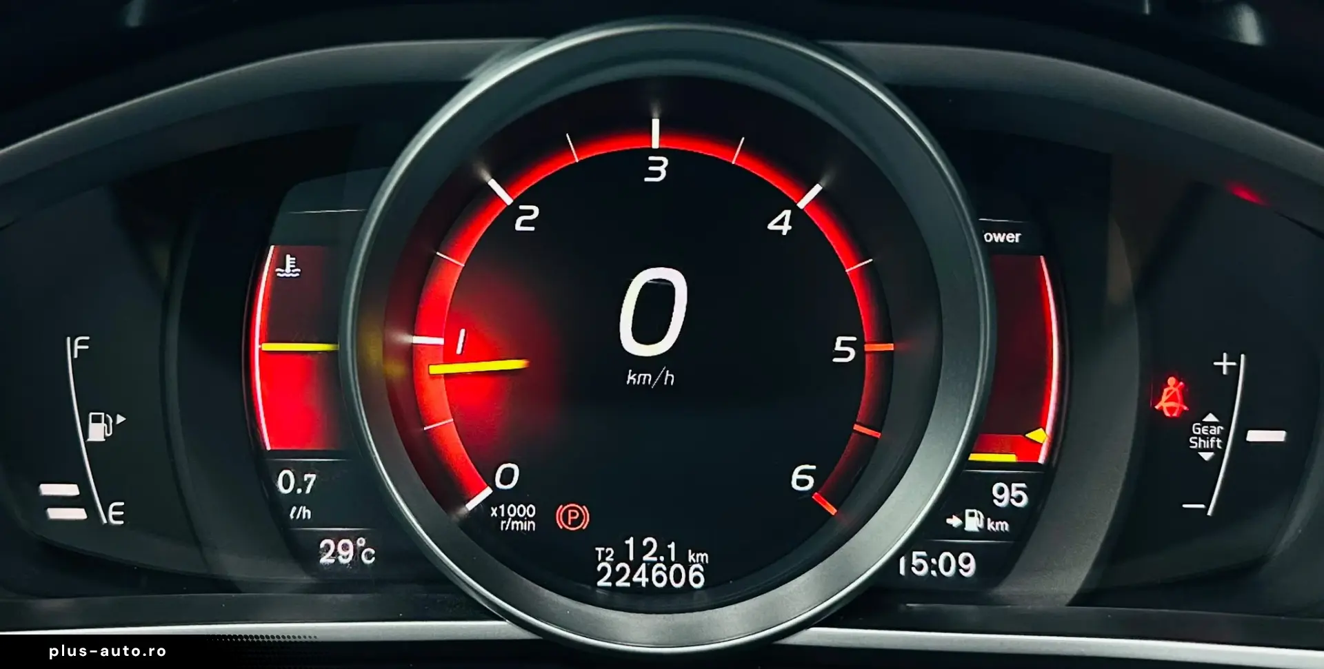 VOLVO V40 2017 2.0D E6 Garantie 12 Luni Rate Avans 0 Doar Cu