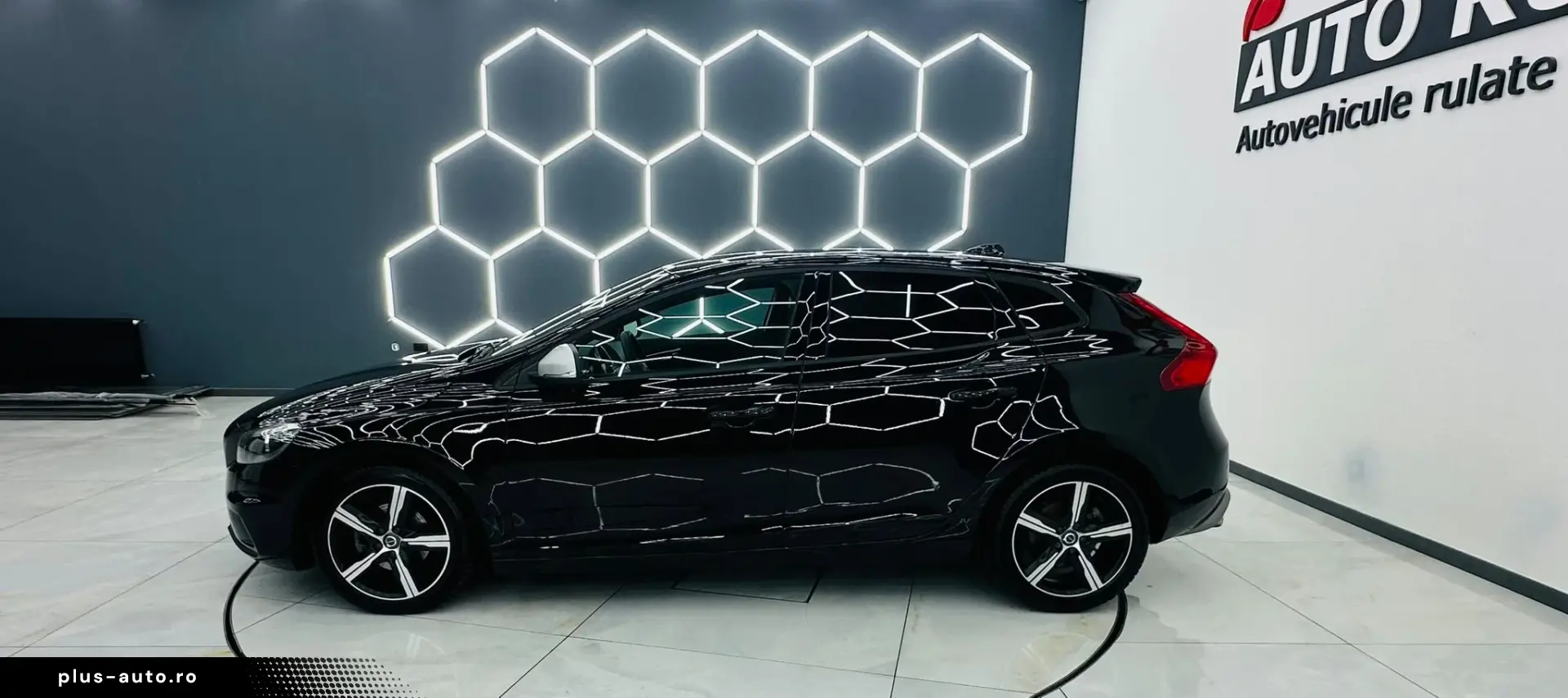 VOLVO V40 2017 2.0D E6 Garantie 12 Luni Rate Avans 0 Doar Cu