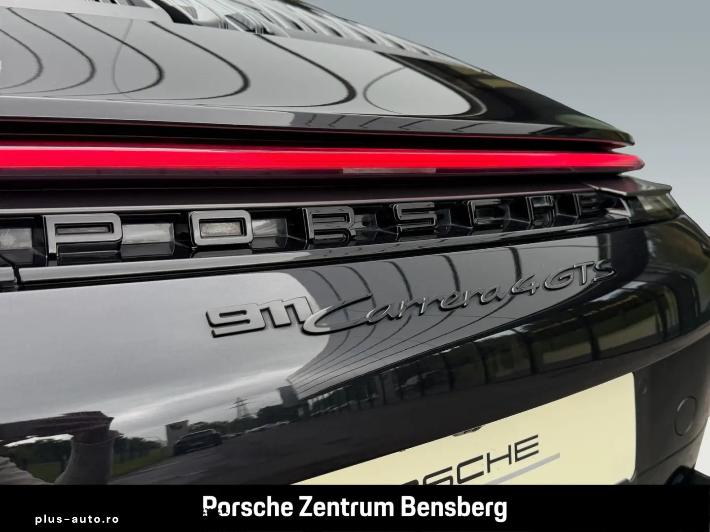 PORSCHE 911 Carrera 4 GTS Burmester   Lift   Werkswagen