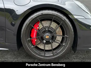 PORSCHE 911 Carrera 4 GTS Burmester   Lift   Werkswagen