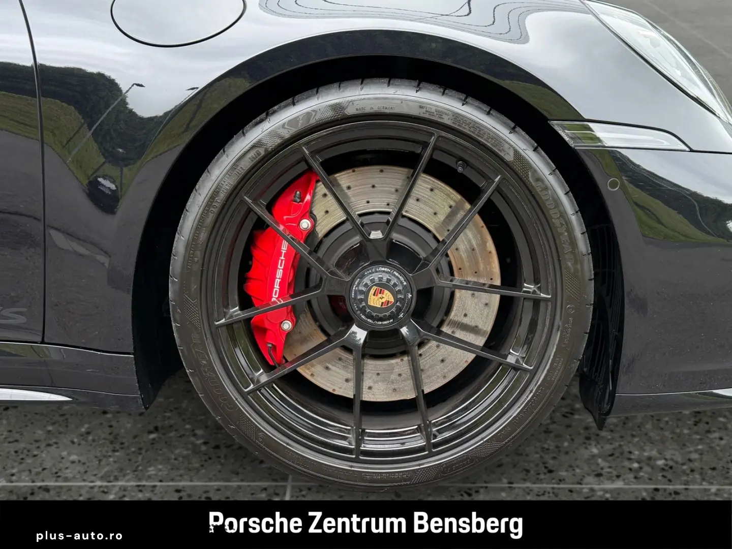 PORSCHE 911 Carrera 4 GTS Burmester   Lift   Werkswagen