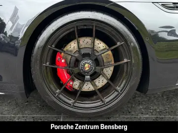 PORSCHE 911 Carrera 4 GTS Burmester   Lift   Werkswagen