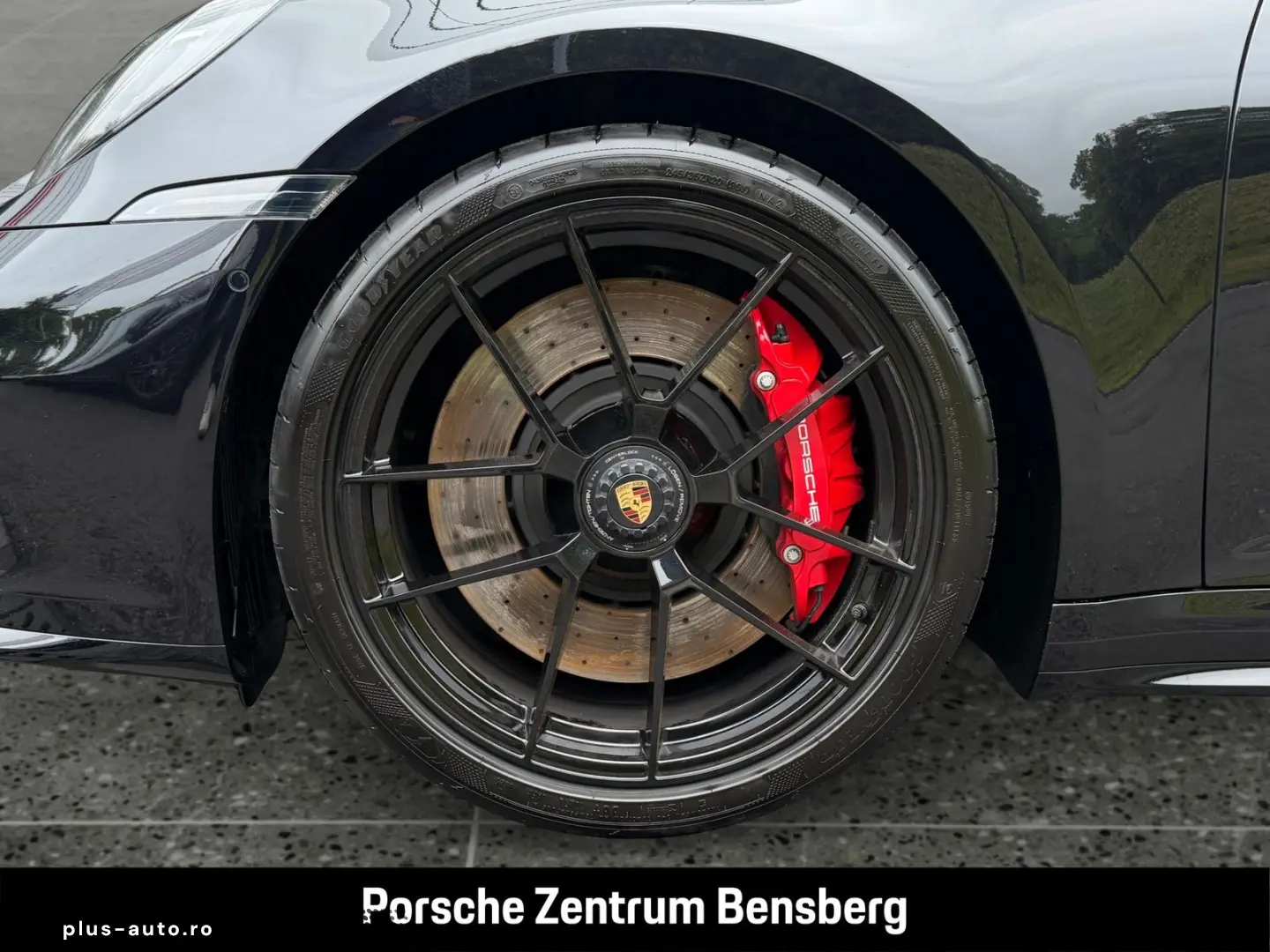PORSCHE 911 Carrera 4 GTS Burmester   Lift   Werkswagen
