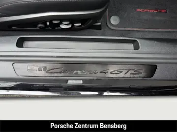 PORSCHE 911 Carrera 4 GTS Burmester   Lift   Werkswagen