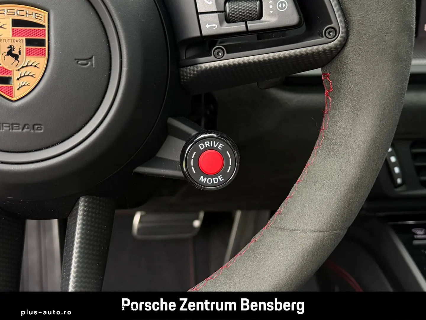 PORSCHE 911 Carrera 4 GTS Burmester   Lift   Werkswagen