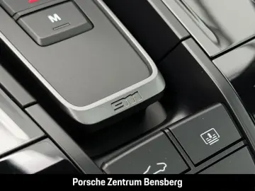 PORSCHE 911 Carrera 4 GTS Burmester   Lift   Werkswagen