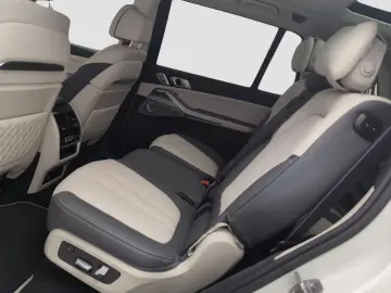 BMW X7 xDrive40i M Sport Pro Individual