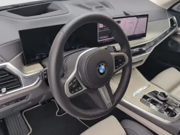 BMW X7 xDrive40i M Sport Pro Individual