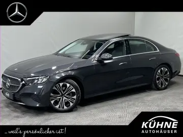 MERCEDES-BENZ E 220 d Avantgarde Advanced Pano Distr…