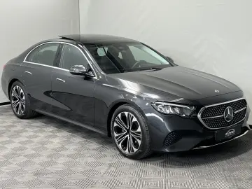 MERCEDES-BENZ E 220 d Avantgarde Advanced Pano Distr&hellip;
