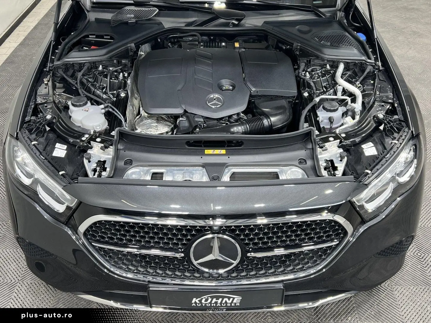 MERCEDES-BENZ E 220 d Avantgarde Advanced Pano Distr&hellip;