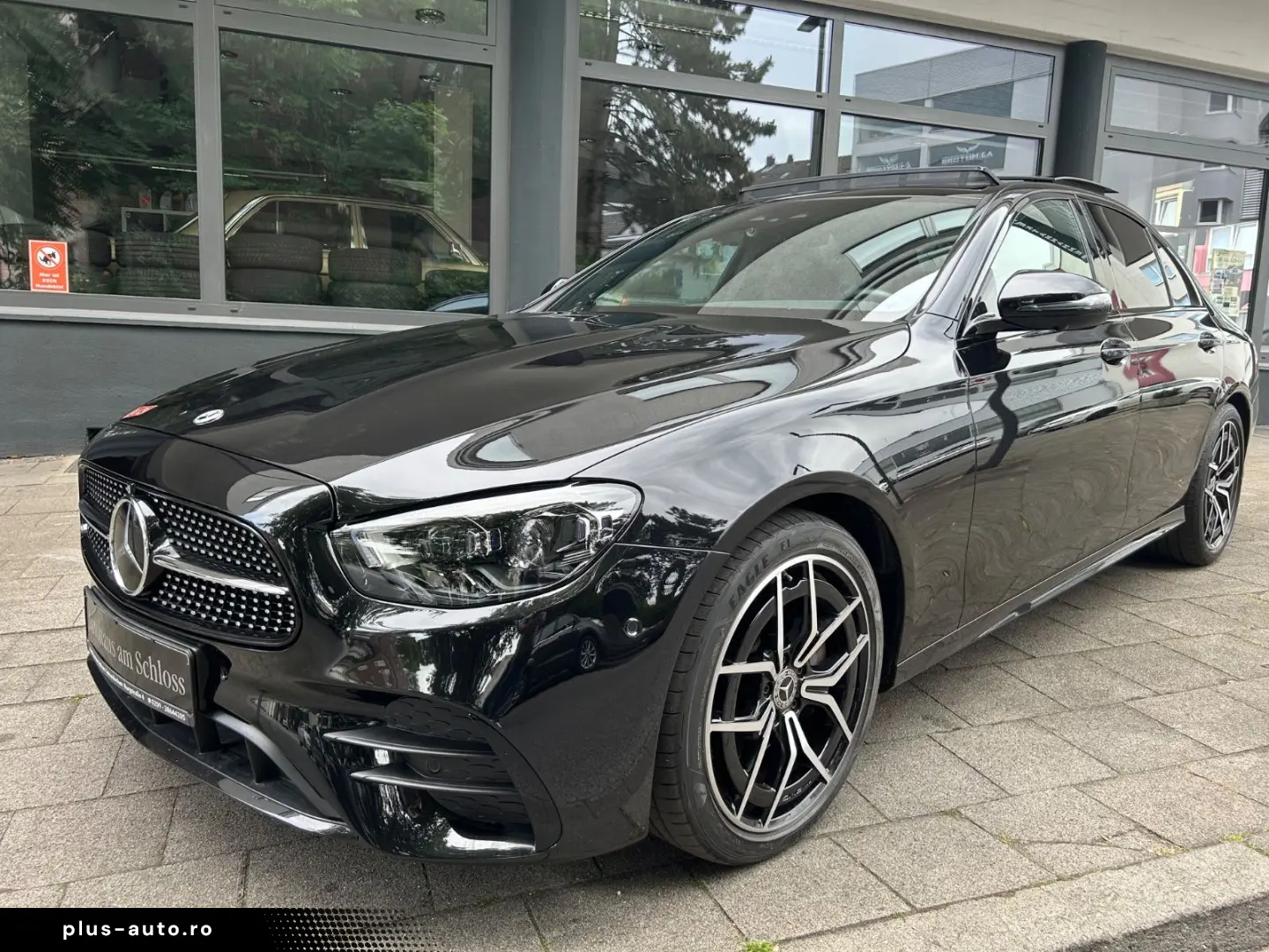 MERCEDES-BENZ E 220 d Panorama AMG Line LED Night-Paket
