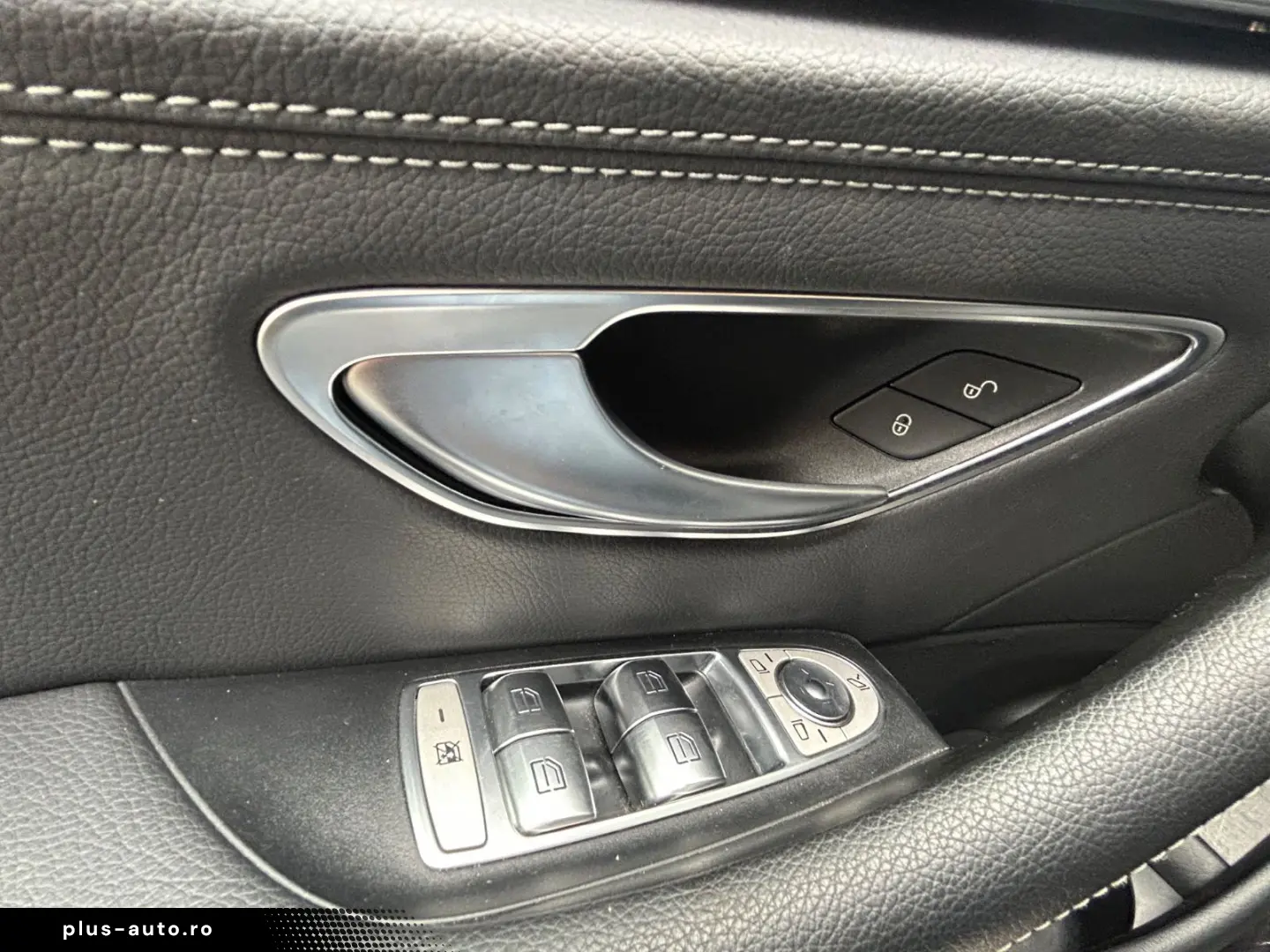 MERCEDES-BENZ E 220 d Panorama AMG Line LED Night-Paket