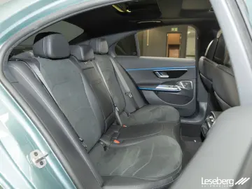 MERCEDES-BENZ E 300 e AMG DIG.LIGHT Night Pano 360  …
