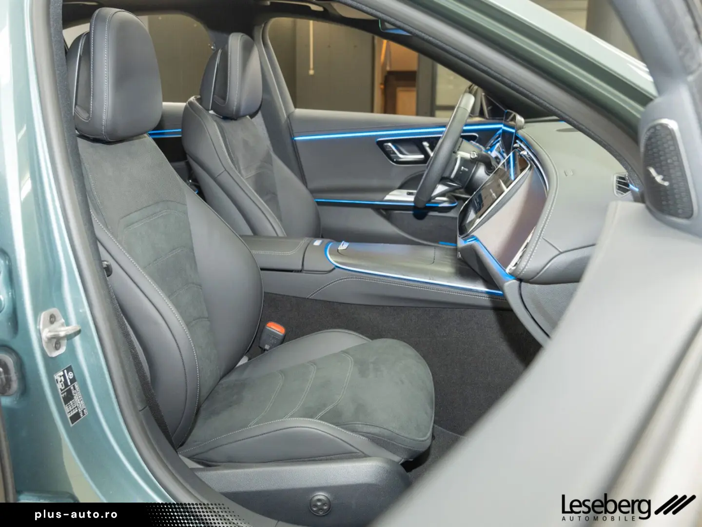 MERCEDES-BENZ E 300 e AMG DIG.LIGHT Night Pano 360  &hellip;