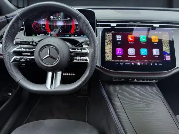MERCEDES-BENZ E 220 d AMG  20''  Night  Hu…