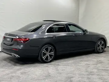 MERCEDES-BENZ E 220 d Avantgarde Multibeam Panorama …