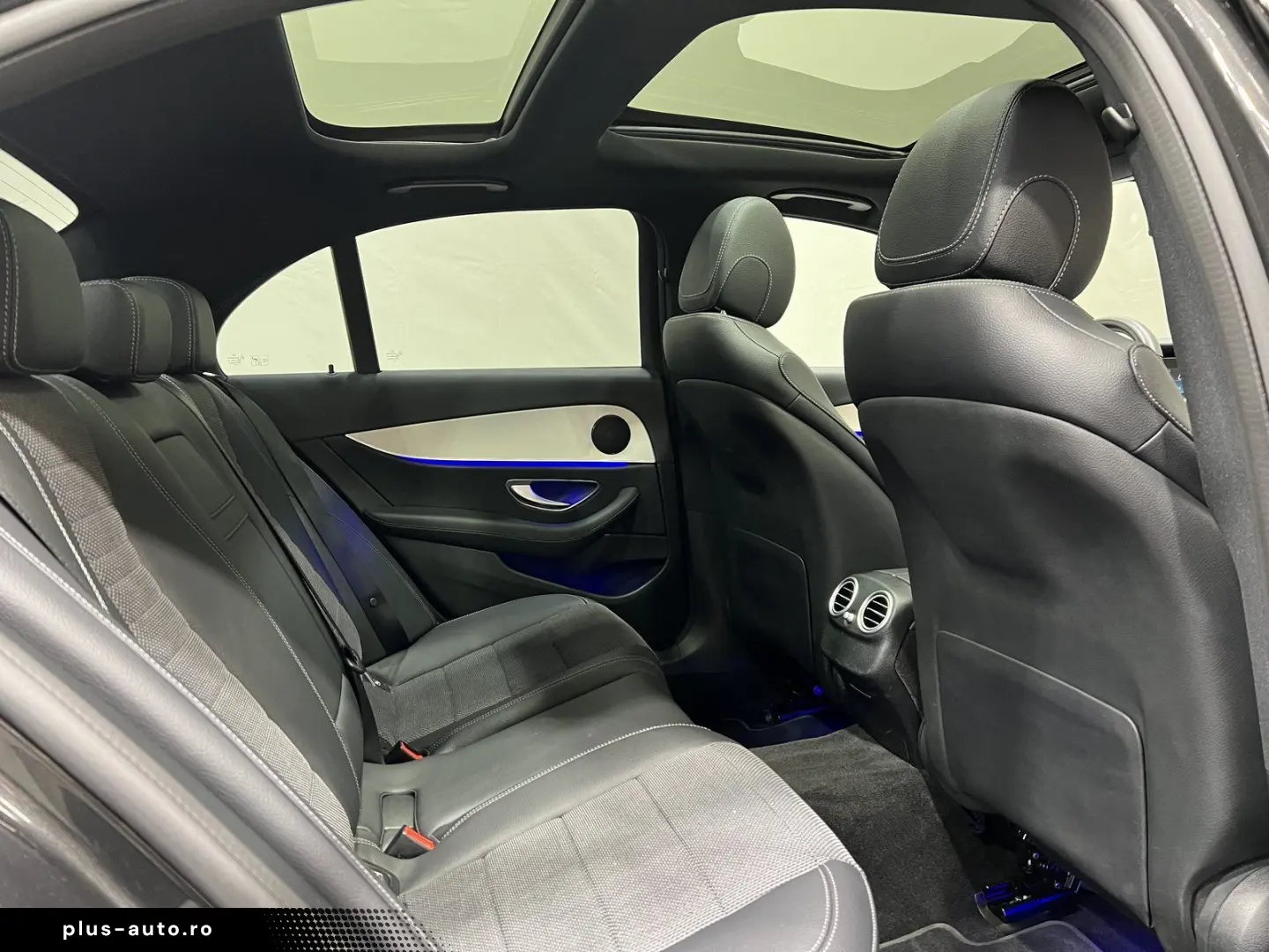 MERCEDES-BENZ E 220 d Avantgarde Multibeam Panorama &hellip;