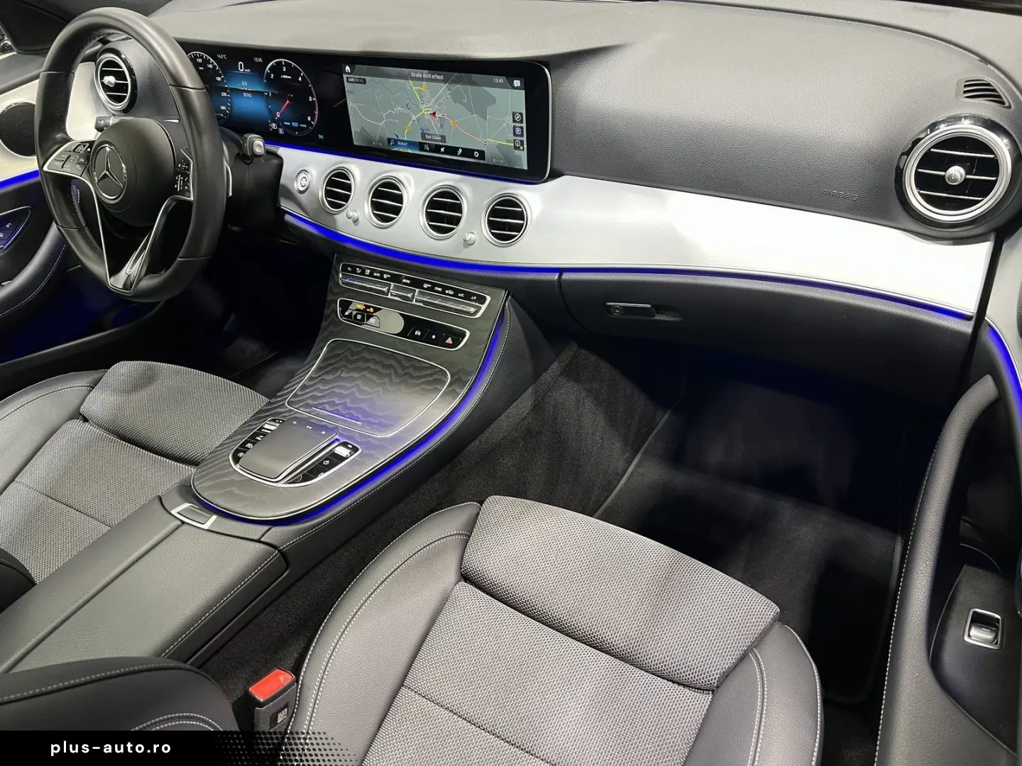 MERCEDES-BENZ E 220 d Avantgarde Multibeam Panorama &hellip;