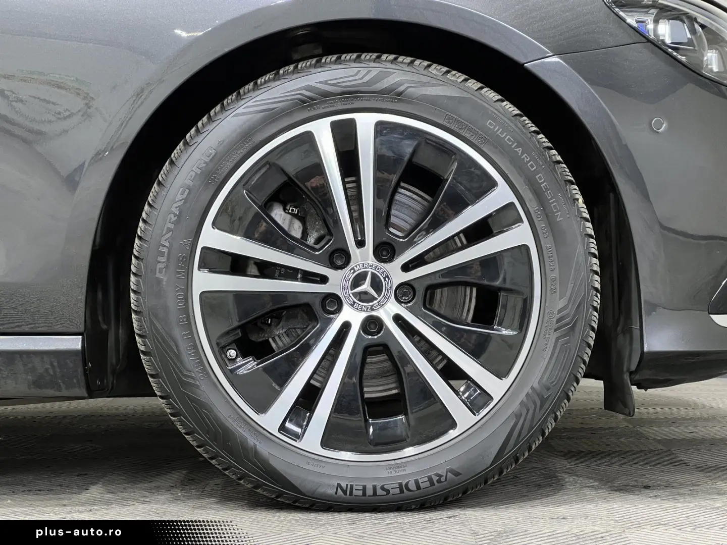 MERCEDES-BENZ E 220 d Avantgarde Multibeam Panorama &hellip;