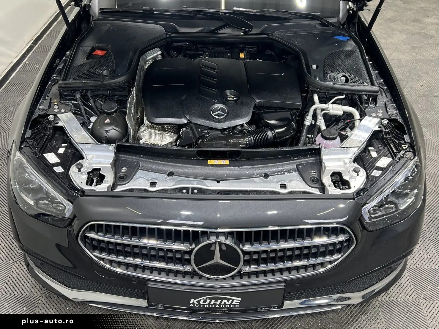 MERCEDES-BENZ E 220 d Avantgarde Multibeam Panorama &hellip;