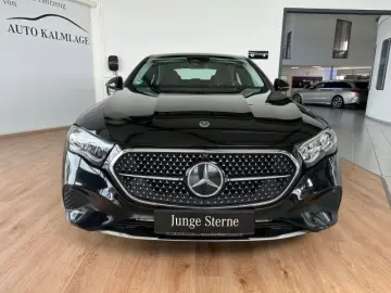 MERCEDES-BENZ E 220 d Avantgarde PANORAMA DISTRONIC …