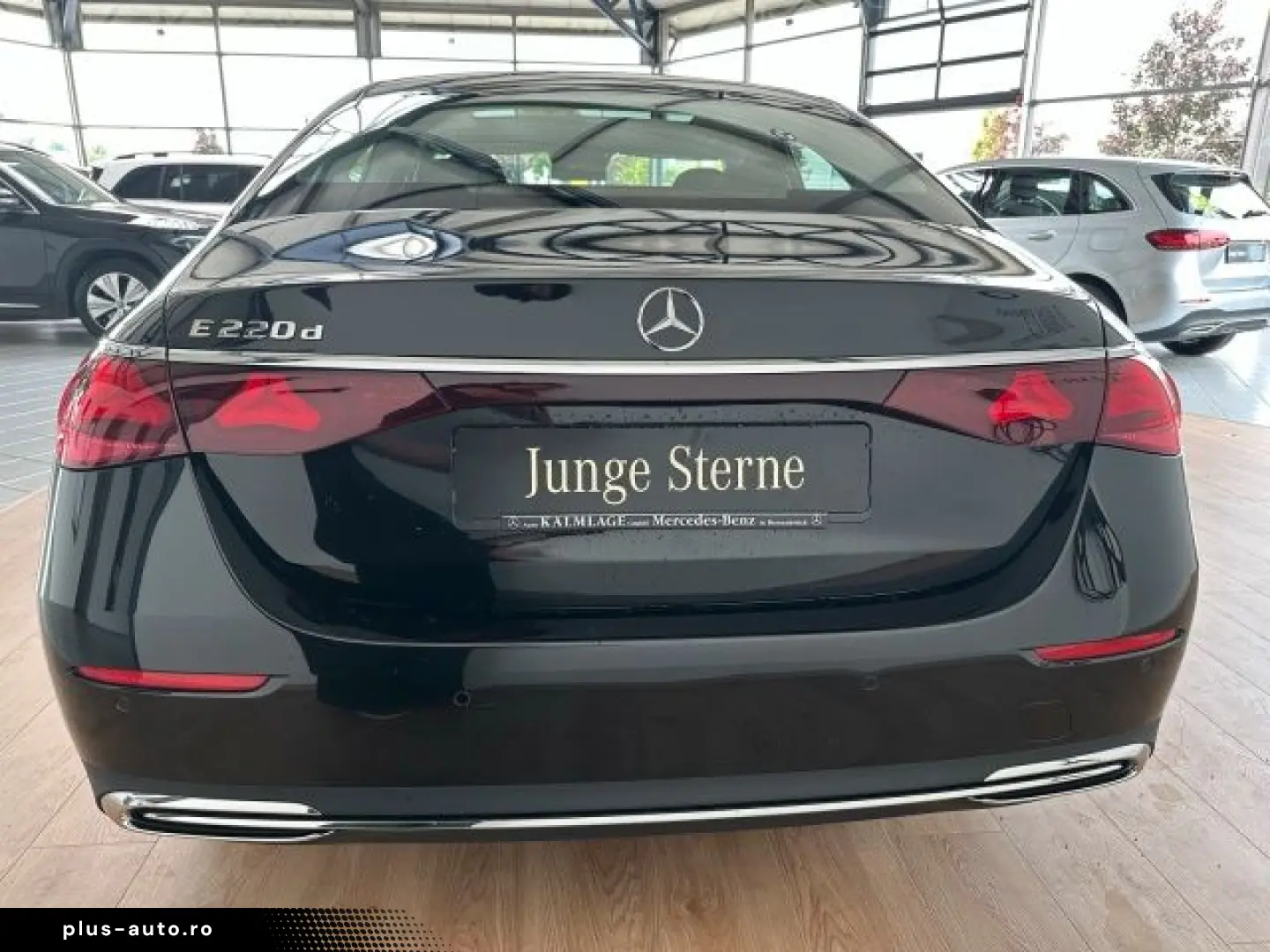 MERCEDES-BENZ E 220 d Avantgarde PANORAMA DISTRONIC &hellip;