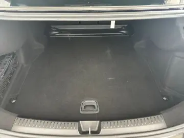 MERCEDES-BENZ E 220 d Avantgarde PANORAMA DISTRONIC …