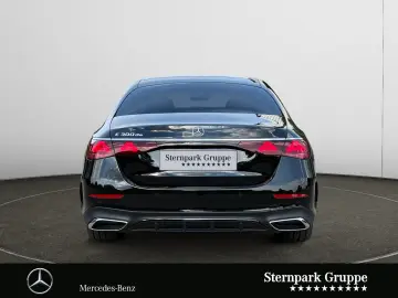 MERCEDES-BENZ E 300 de AMG  Superscreen Pano Airmatic Bur4D