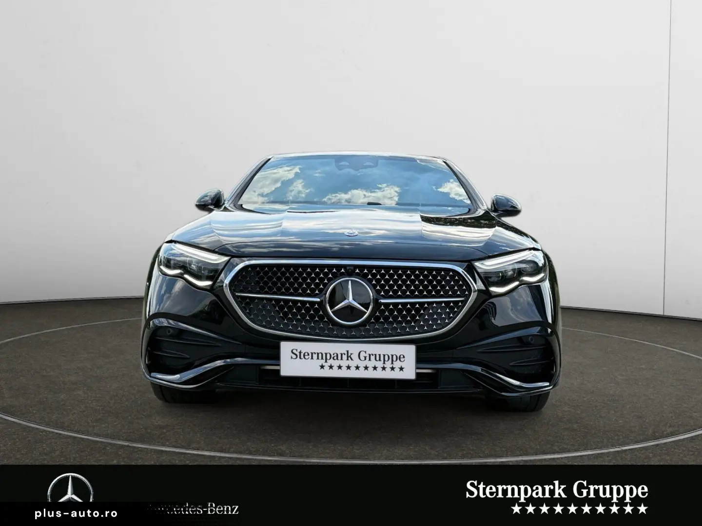MERCEDES-BENZ E 300 de AMG  Superscreen Pano Airmatic Bur4D