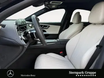 MERCEDES-BENZ E 300 de AMG  Superscreen Pano Airmatic Bur4D