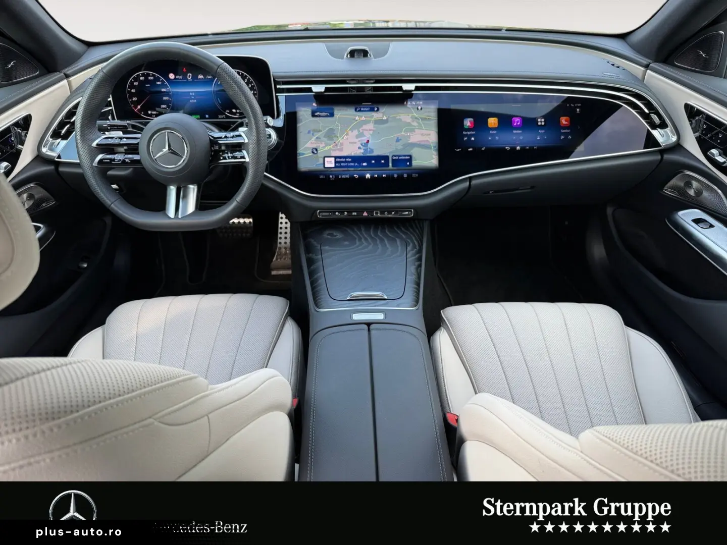 MERCEDES-BENZ E 300 de AMG  Superscreen Pano Airmatic Bur4D