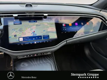 MERCEDES-BENZ E 300 de AMG  Superscreen Pano Airmatic Bur4D