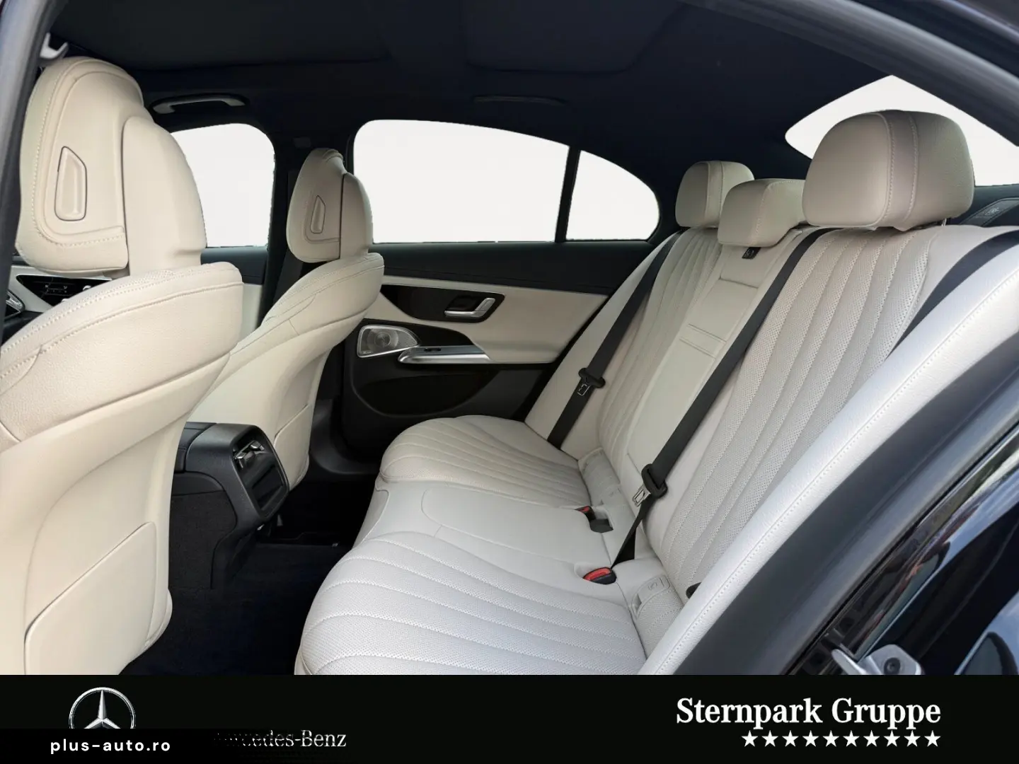 MERCEDES-BENZ E 300 de AMG  Superscreen Pano Airmatic Bur4D