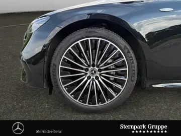 MERCEDES-BENZ E 300 de AMG  Superscreen Pano Airmatic Bur4D