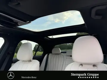 MERCEDES-BENZ E 300 de AMG  Superscreen Pano Airmatic Bur4D