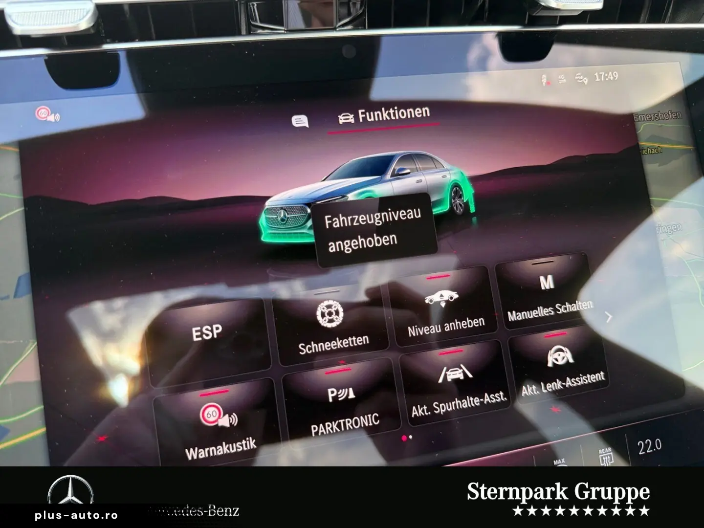 MERCEDES-BENZ E 300 de AMG  Superscreen Pano Airmatic Bur4D