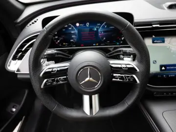 MERCEDES-BENZ E 450 d 4M AMG-Sport Super Pano Burm AHK Night