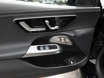MERCEDES-BENZ E 450 d 4M AMG-Sport Super Pano Burm AHK Night