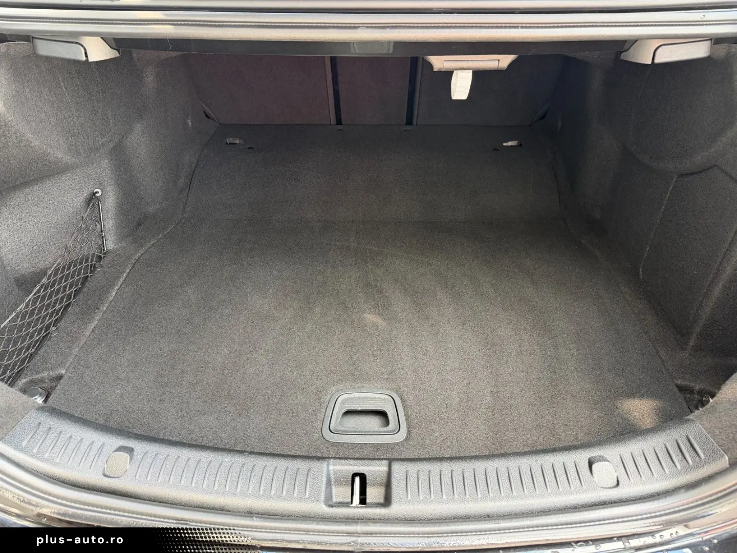 MERCEDES-BENZ E 220 d Avantgarde Night Burm Pano Memory ILS