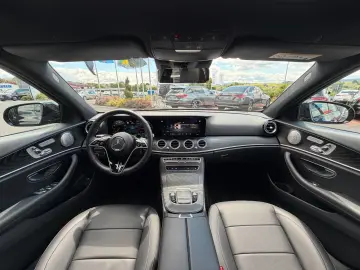 MERCEDES-BENZ E 220 d Avantgarde Night Burm Pano Memory ILS