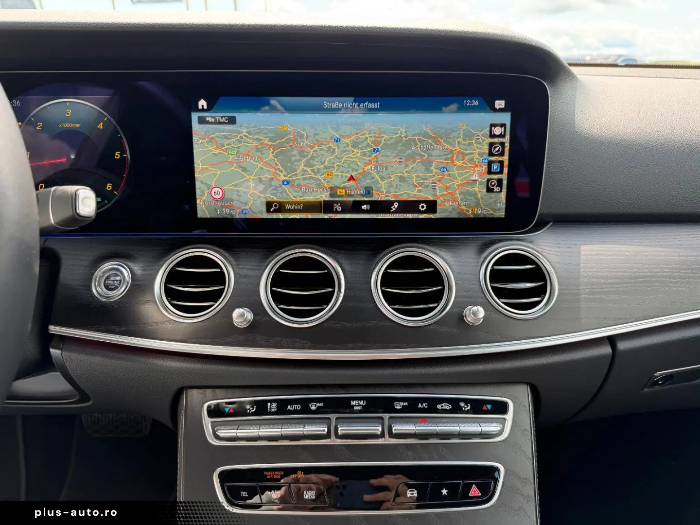 MERCEDES-BENZ E 220 d Avantgarde Night Burm Pano Memory ILS