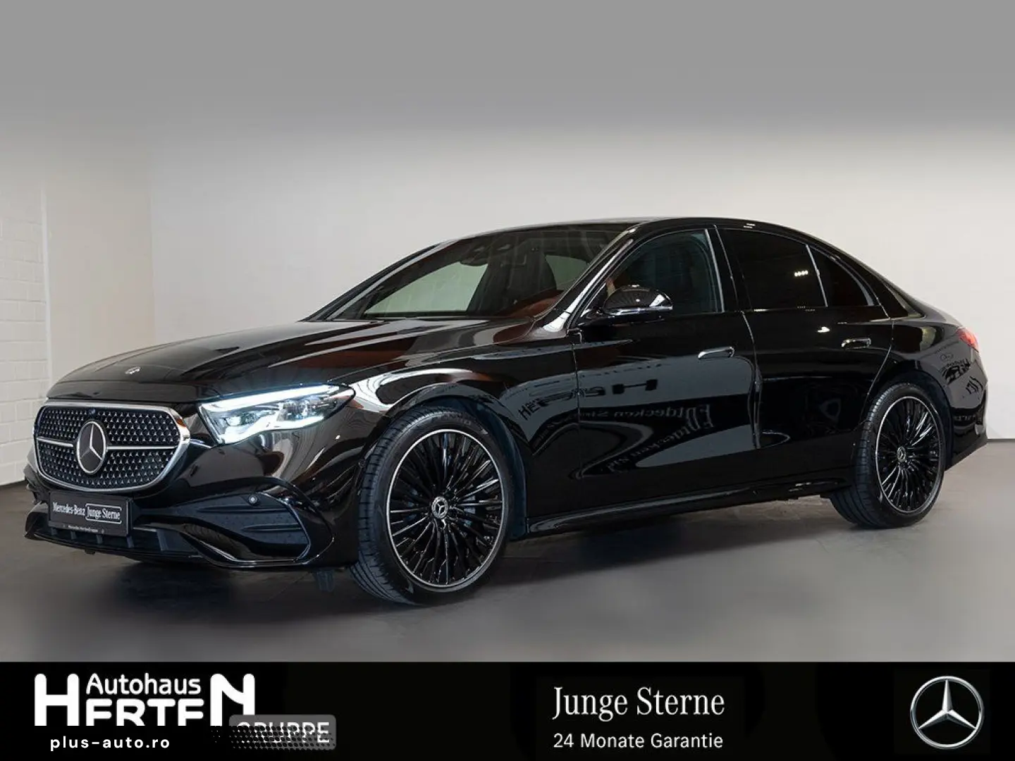 MERCEDES-BENZ E 220 d AMG NIGHT 20  PANO HUD SUPERSCREEN 3D