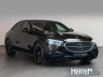 MERCEDES-BENZ E 220 d AMG NIGHT 20  PANO HUD SUPERSCREEN 3D