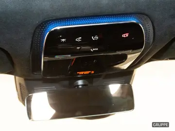 MERCEDES-BENZ E 220 d AMG NIGHT 20  PANO HUD SUPERSCREEN 3D